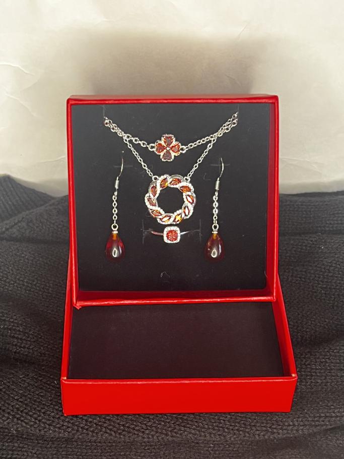 Garnet Jewelry Set