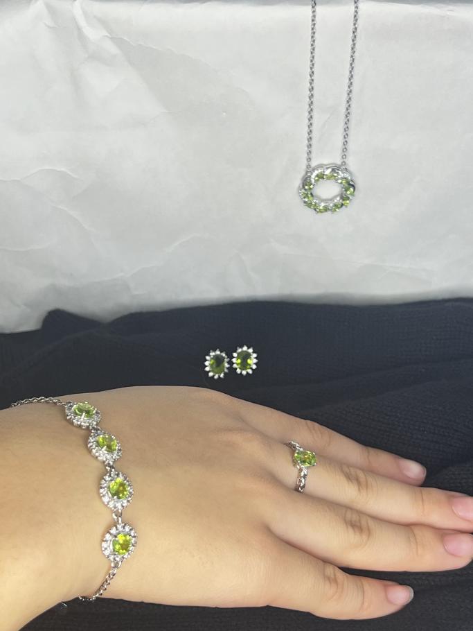 Peridot Jewelry Set